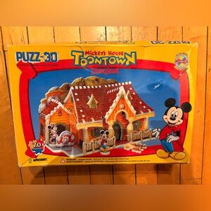 Disney Toontown 3D Puzzle - retro from 1999 Disneyland